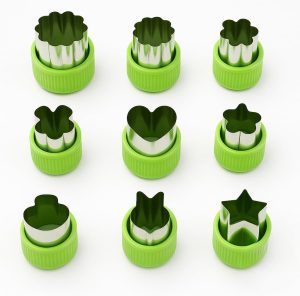 Cortador de Frutas, Legumes e Biscoitos 9 Peças Moldes Divertidos e Criativos para Massas Formatos Decorativos Ideal para Lanches Infantis, Cozinha Criativa e Confeitaria.